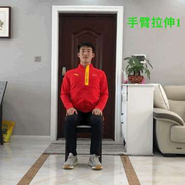 摆臂运动的好处_健身房摆臂运动_摆臂力量训练