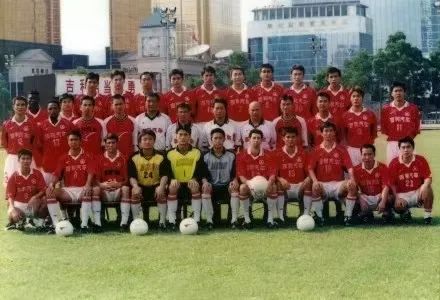 足球名将现役_足球历史假球员名单图片_名单足球假球员图片历史最新